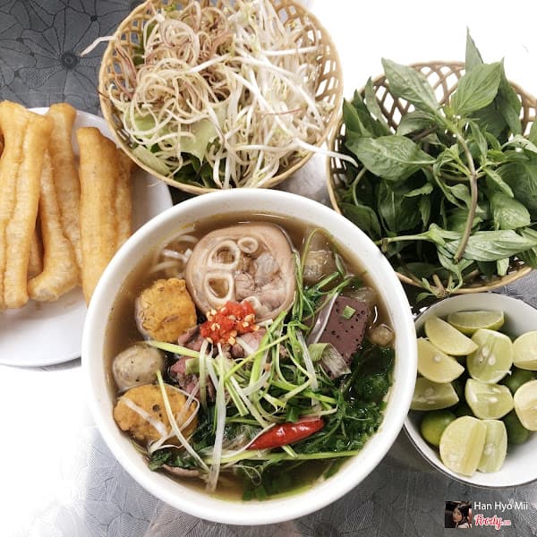 Hình ảnh Bún Bò Huế O Hoa - Số 6 Đại Học Hà Nội - 6