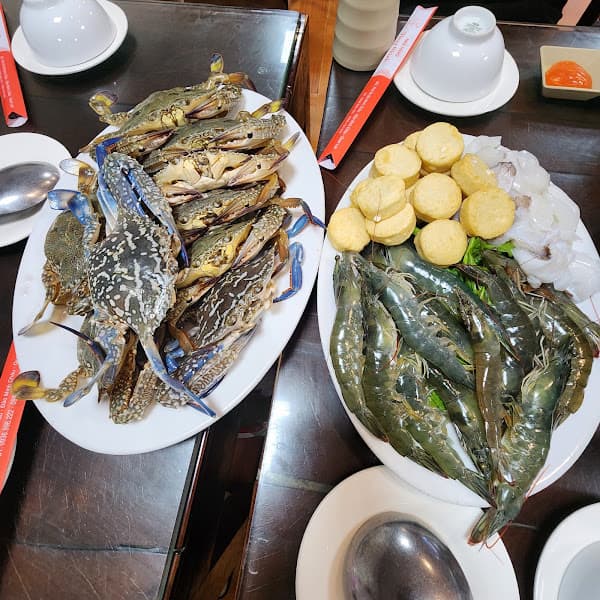 Hình ảnh Nhà hàng THUỲ CHINH - Hải sản Minh Châu, Quan Lạn - 2