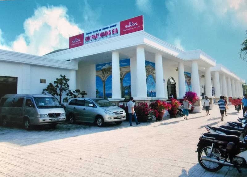 Nhà hàng Đức Phát Hoàng Gia