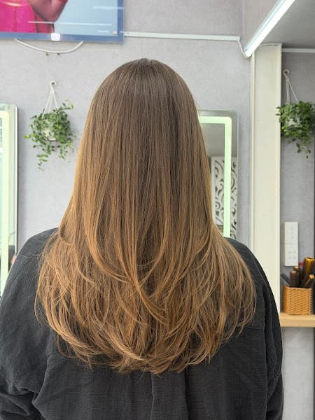 Hình ảnh Hans Beauty - CN Han's Hair | Nail | Massage | Shampoo | Haircut Vinhomes - 4