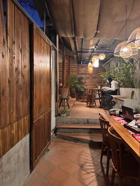 Hình ảnh Xà Cừ Coffee & Beyond, số 08, Nguyễn Văn Giáp, Nam từ liêm, Hà nội - 2