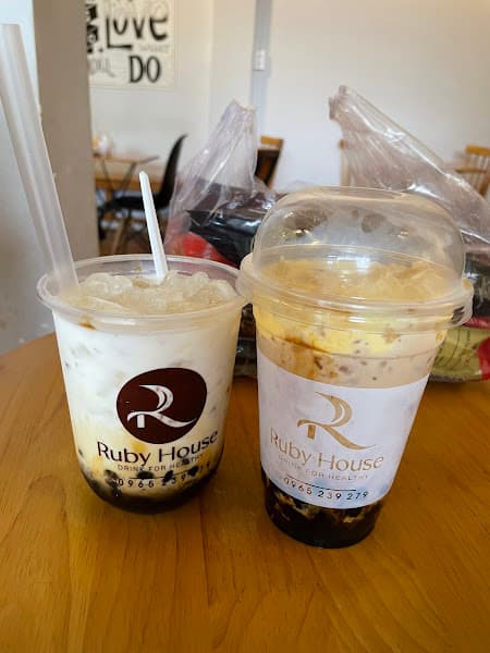 Ảnh bìa Ruby house