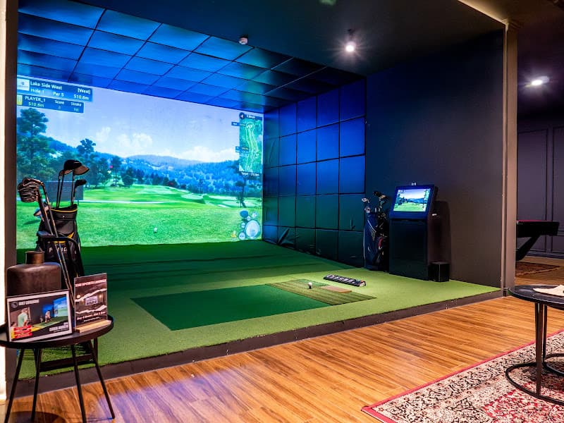 Hình ảnh The Sports Lounge - Golf Simulator and Squash Club - 5