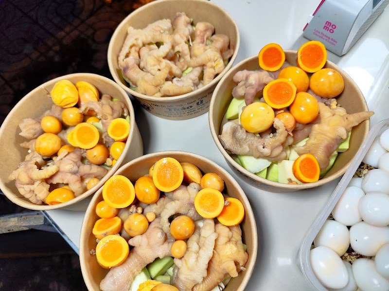 Hình ảnh Bánh Tráng Tóp Mỡ - Chân Gà Sốt Thái Thảo Ú Food & Drink - 4