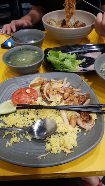 Hình ảnh TRÙM CƠM CHIÊN - 4