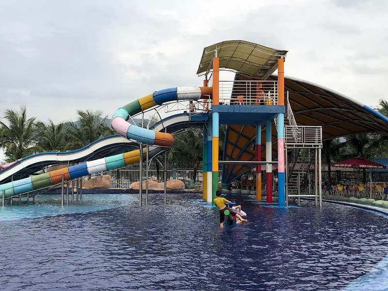Ảnh bìa Công viên Hà Lan