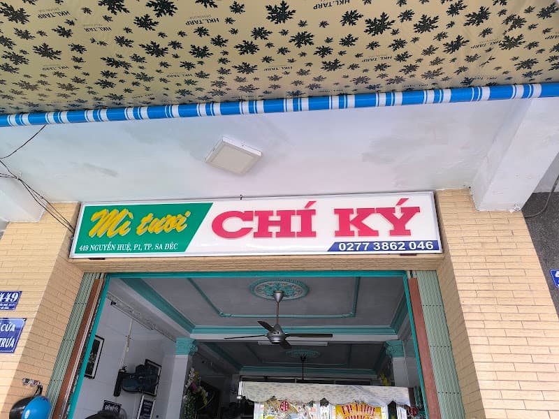 Ảnh bìa Mì Chí Ký