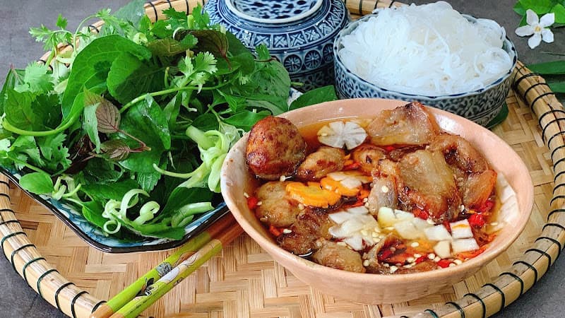 Ảnh bìa Bún chả hà nội- Bánh cuốn nóng cao bằng