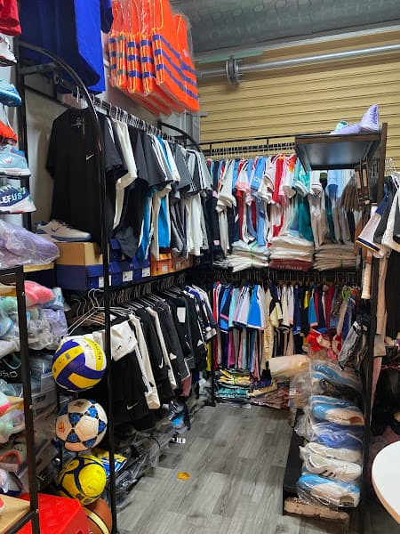 Hình ảnh Cửa hàng thể thao GenZ Sport - 3