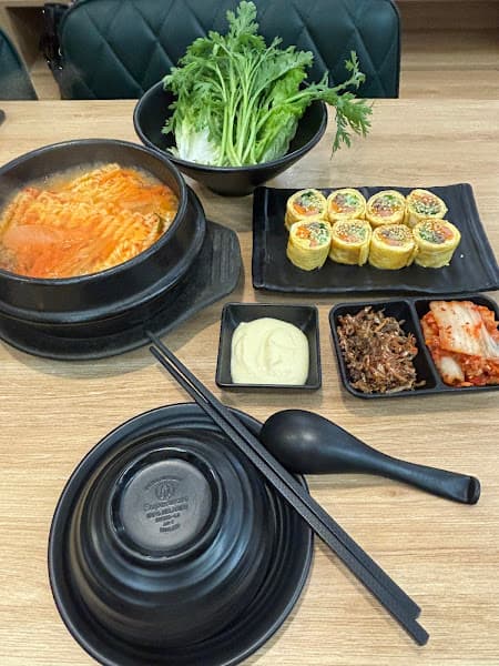 Hình ảnh Hallyu Korean Fast Food - 4