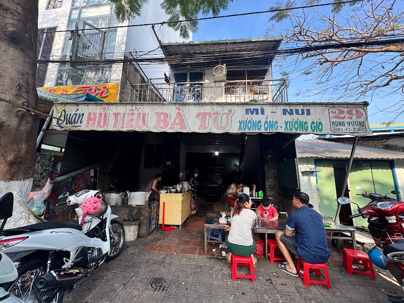 Hủ tiếu Bà Tư