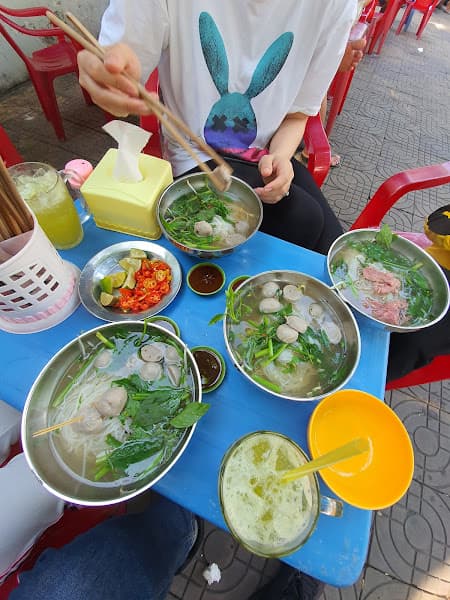 Hình ảnh Hủ tiếu bò viên cổng trường THPT Sadec - 3