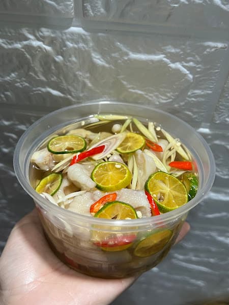 Hình ảnh chân gà sốt thái , chân gà sả tắc , trà sữa , bánh tráng - 2