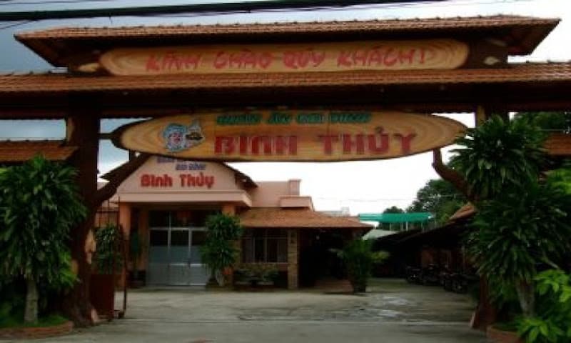 Ảnh bìa Bình Thuỷ Quán