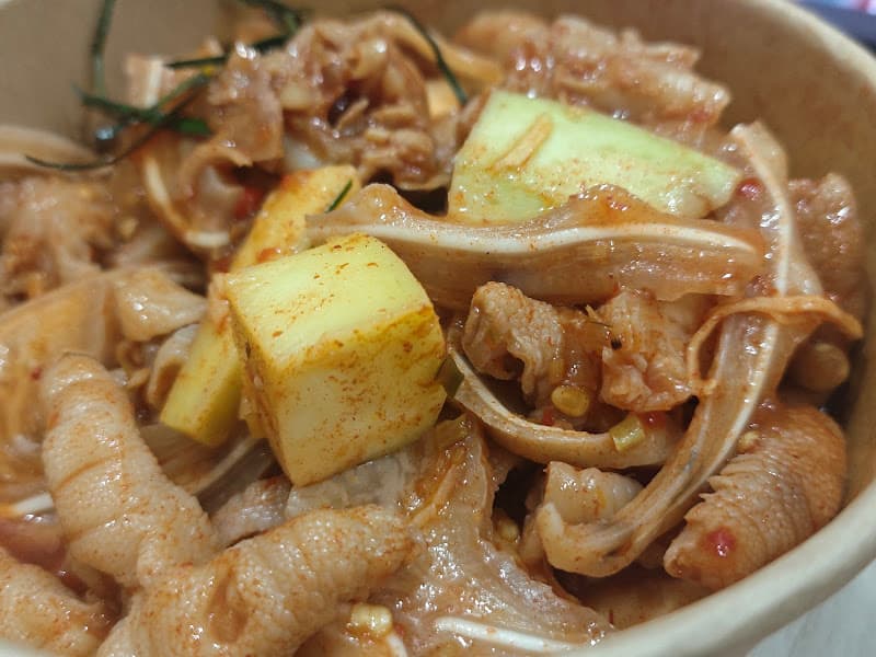 Hình ảnh Chú Beo - Bánh tráng lụi & Chân gà sốt thái - 4