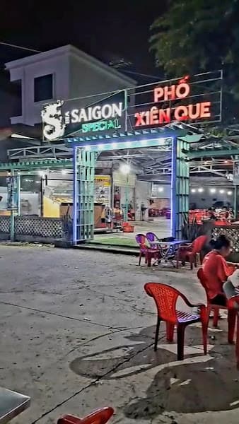 Ảnh bìa Phố Xiên Que