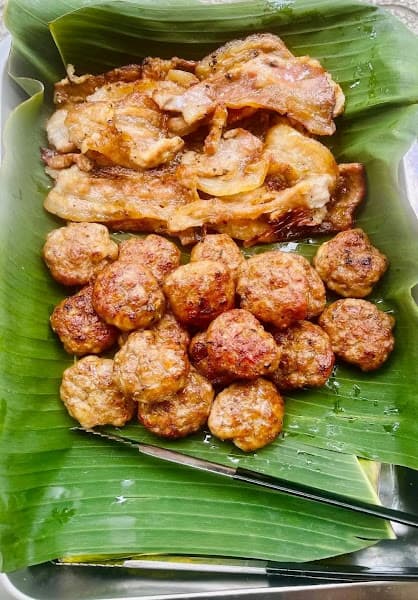 Ảnh bìa BÚN CHẢ HÀ NỘI OBAMA CHƠN THÀNH