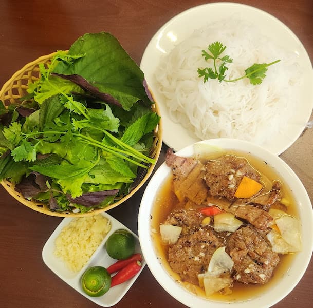 Hình ảnh BÚN CHẢ Madam Liên - 3