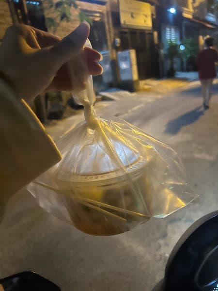 Hình ảnh chân gà sốt thái , chân gà sả tắc , trà sữa , bánh tráng - 3