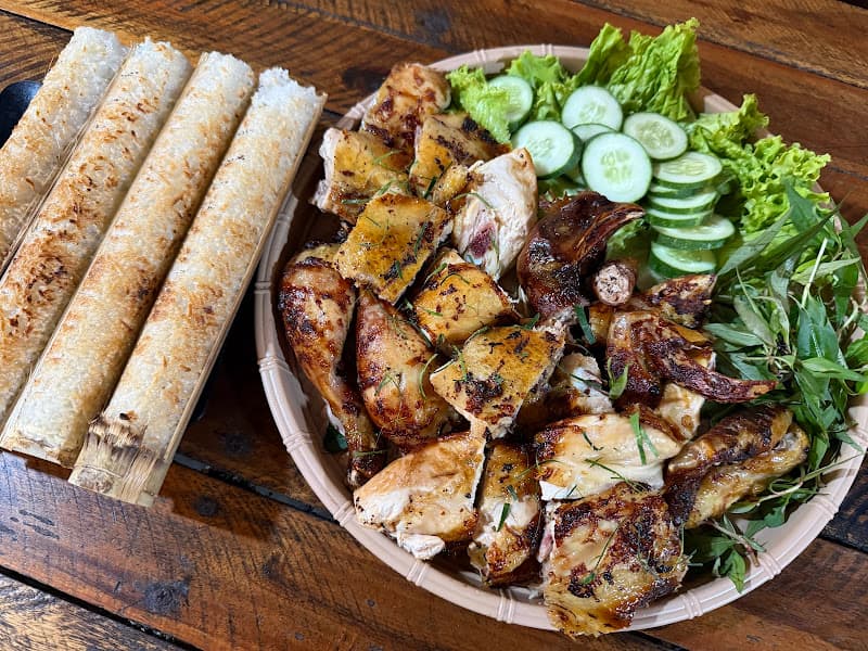 Hình ảnh Lẩu bò gà nướng chú xuỹnh - 3