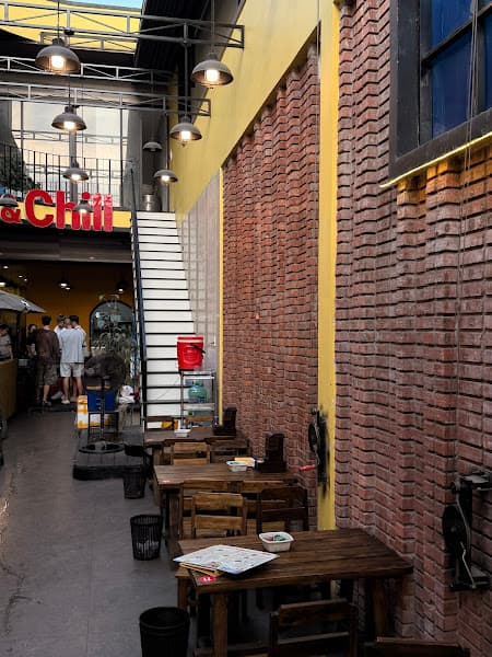 Ảnh bìa Năm Hào - Sáng Bún Chả & Bún Đậu - Tối Beer Chill