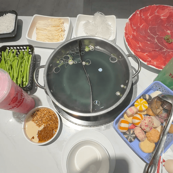 Thái Sumo Lẩu cá viên - Lãnh Binh Thăng
