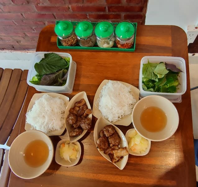 Hình ảnh Bún Chả Hà Nội - Madam Tuyết - 10