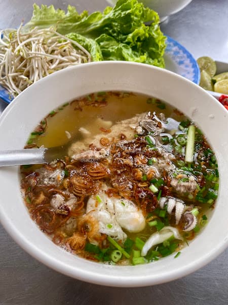 Hình ảnh Hủ tiếu mực thịt bằm Hữu Tín - 3