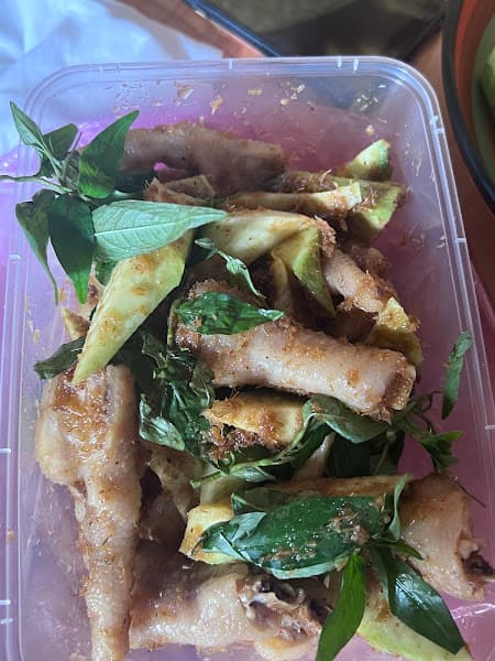 Hình ảnh Chân Gà sốt Thái - ngâm sả tắc Ý Na - 4