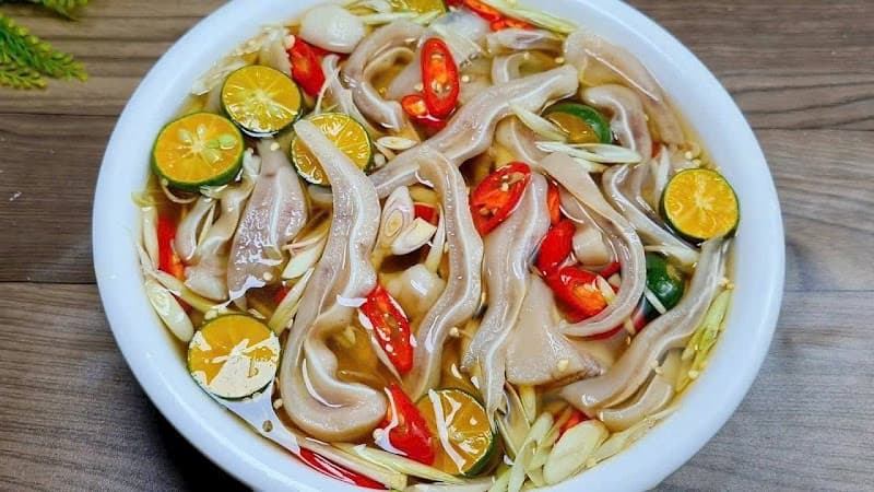 Hình ảnh CHÂN GÀ SẢ TẮC SỐT THÁI - YUMMY - 4