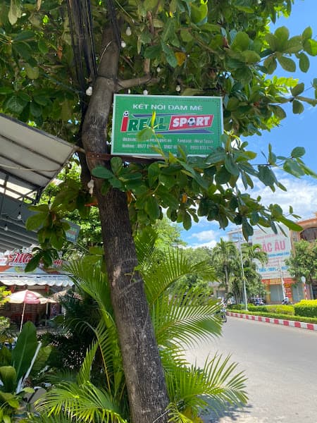 Hình ảnh CỬA HÀNG THỂ THAO IREAL SPORT - 3