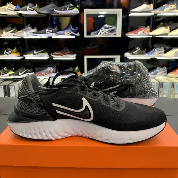 Hình ảnh Shop giày thể thao nam nữ Authentic Sports - 5