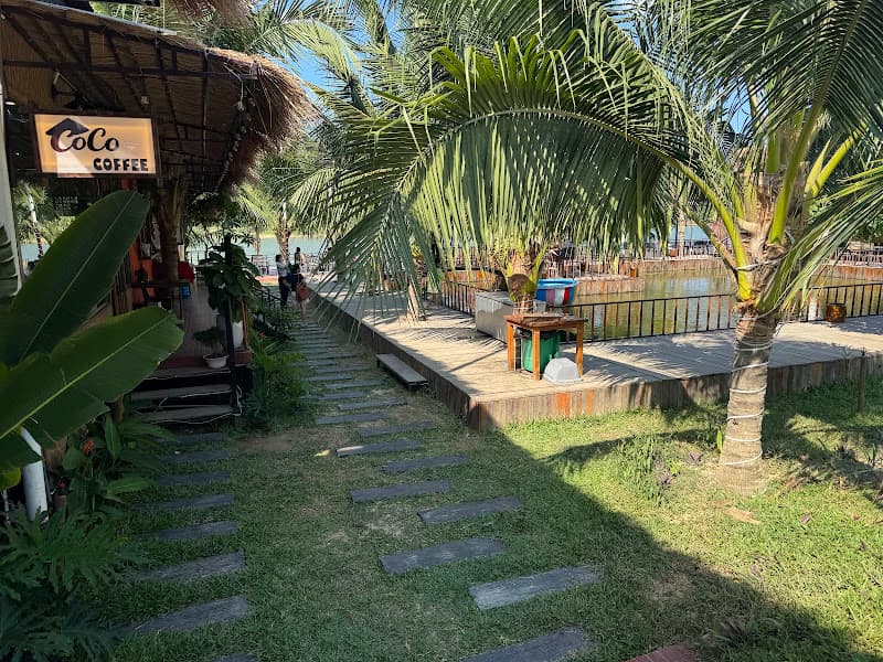 Hình ảnh CoCo Cafe & Restaurant - 3