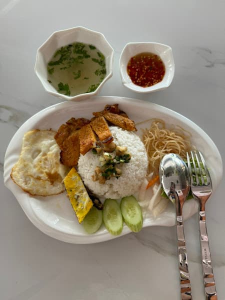 Hình ảnh Đặc Sản Châu Đốc - Cơm Tấm Ê Rolex - 4