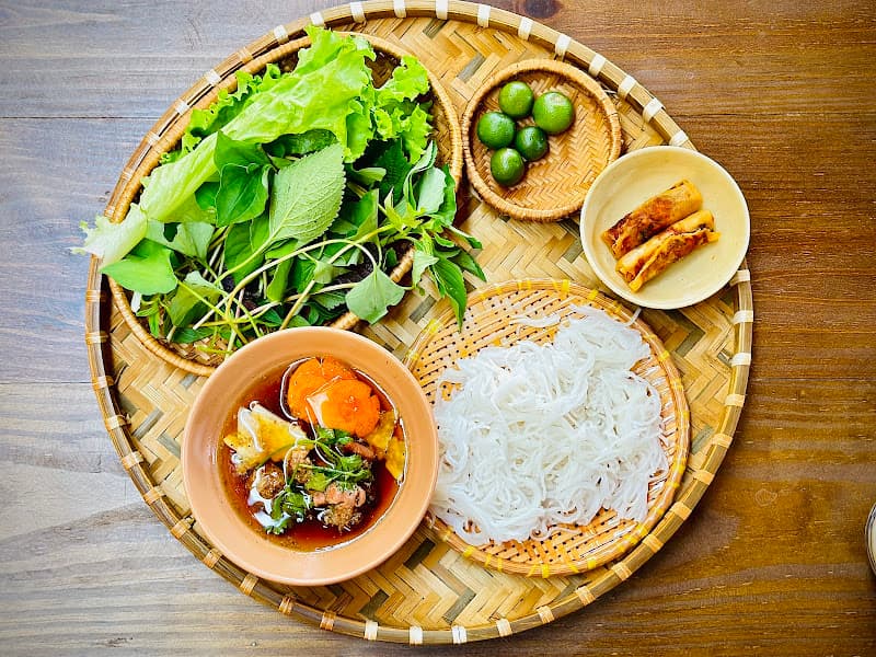 Ảnh bìa Bún chả Hà Nội La1988