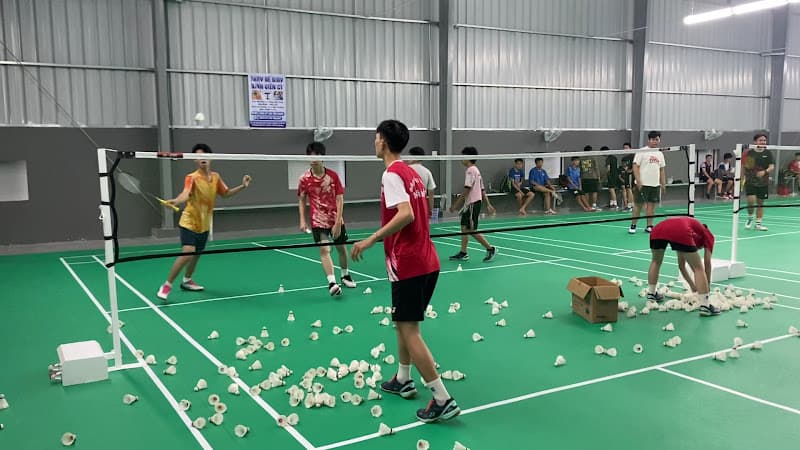 Hình ảnh Sân Cầu Lông Ngã Bảy - Ngã Bảy Badminton Club - 4