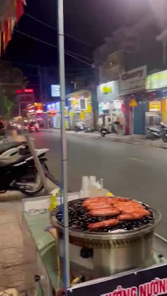 Hình ảnh Lạp Xưởng Nướng Đá Nhi Nhi - 2