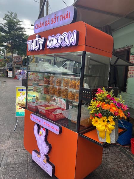 Ảnh bìa chân gà sốt thái , sốt sa tế THỦY MOON