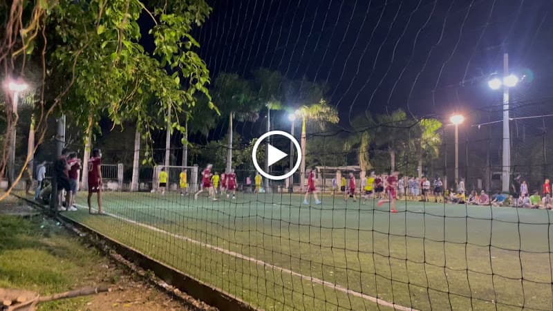 Hình ảnh SÂN BÓNG ĐÁ & TENNIS NGUYÊN KHANH - 6