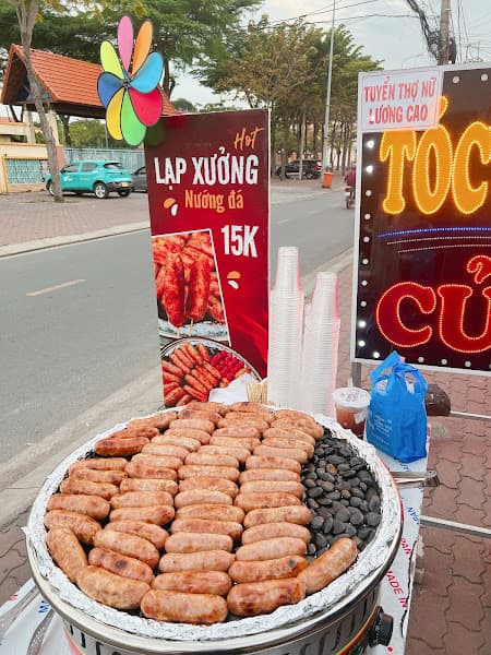 Hình ảnh Lạp Xưởng Nướng Đá - 2