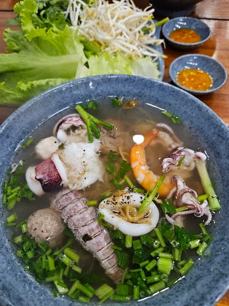 Hình ảnh Hủ tiếu mực làng chài - 2