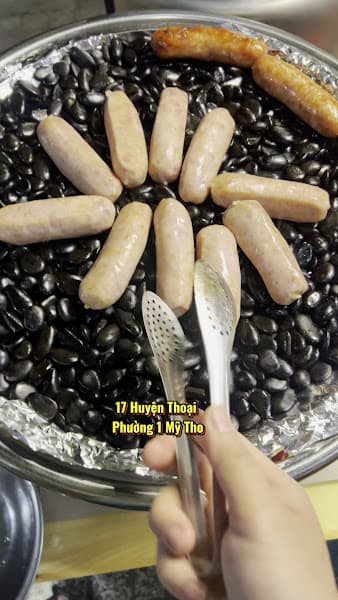Hình ảnh Lạp Xưởng Nướng Đá - 2