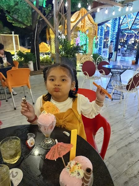 Ảnh bìa Cơm chiên gà xối mỡ