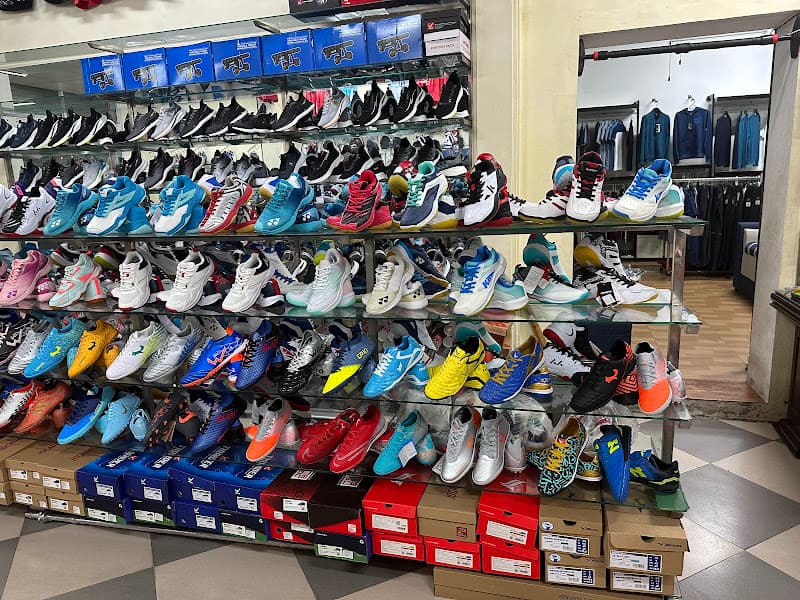 Hình ảnh SHOP THỂ THAO HƯNG SPORT - 3