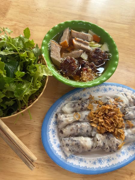 Hình ảnh Bánh cuốn bún chả gà tần 6 hạ yên quyết - 2