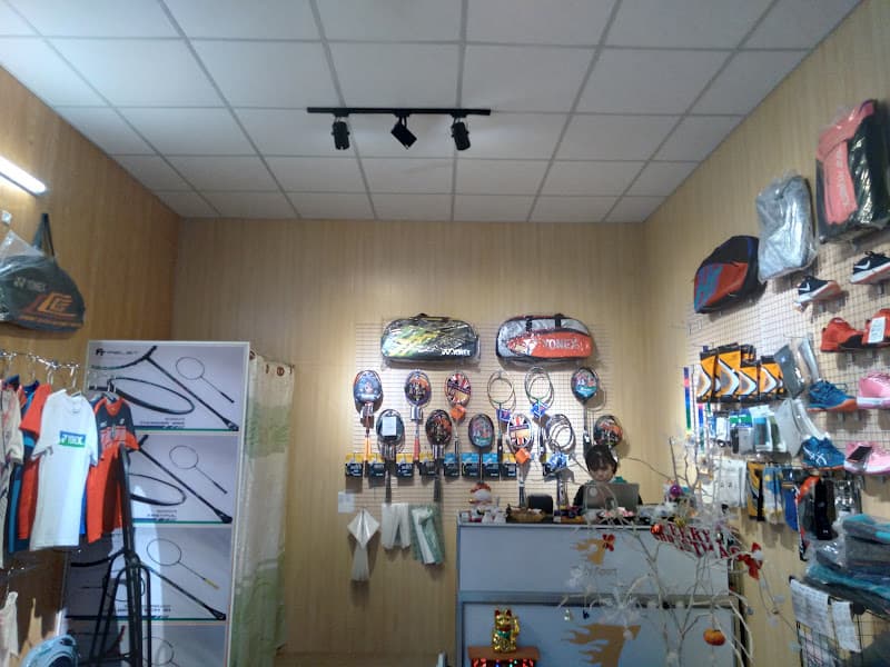 Hình ảnh Thủy Sport Badminton - Cửa hàng cầu lông - 96 Lê Đại Hành, Nghĩa Lộ, Quảng Ngãi - 2