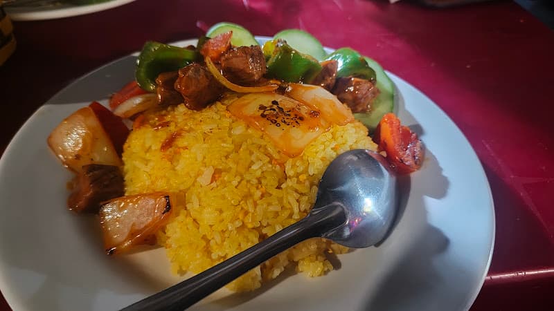 Ảnh bìa Cơm Chiên - Mì Xào (Câu Lạc Bộ Hưu Trí)