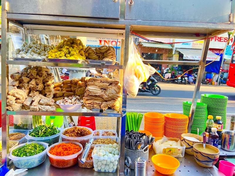 Hình ảnh Hủ Tiếu Mì Xương Giò - Hoành Thánh-Mọc Thảo Nhi - 2