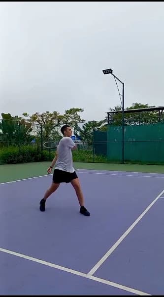Hình ảnh Tennis Coach for Foreigners by Sinh - 4