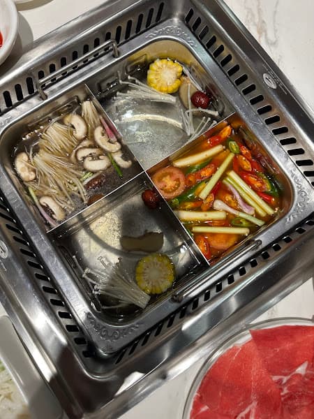 Hình ảnh Gang Yu Hot Pot Nha Trang 港渝火锅芽庄店(Lẩu Trung Hoa/나트랑 샤브샤브) - 4